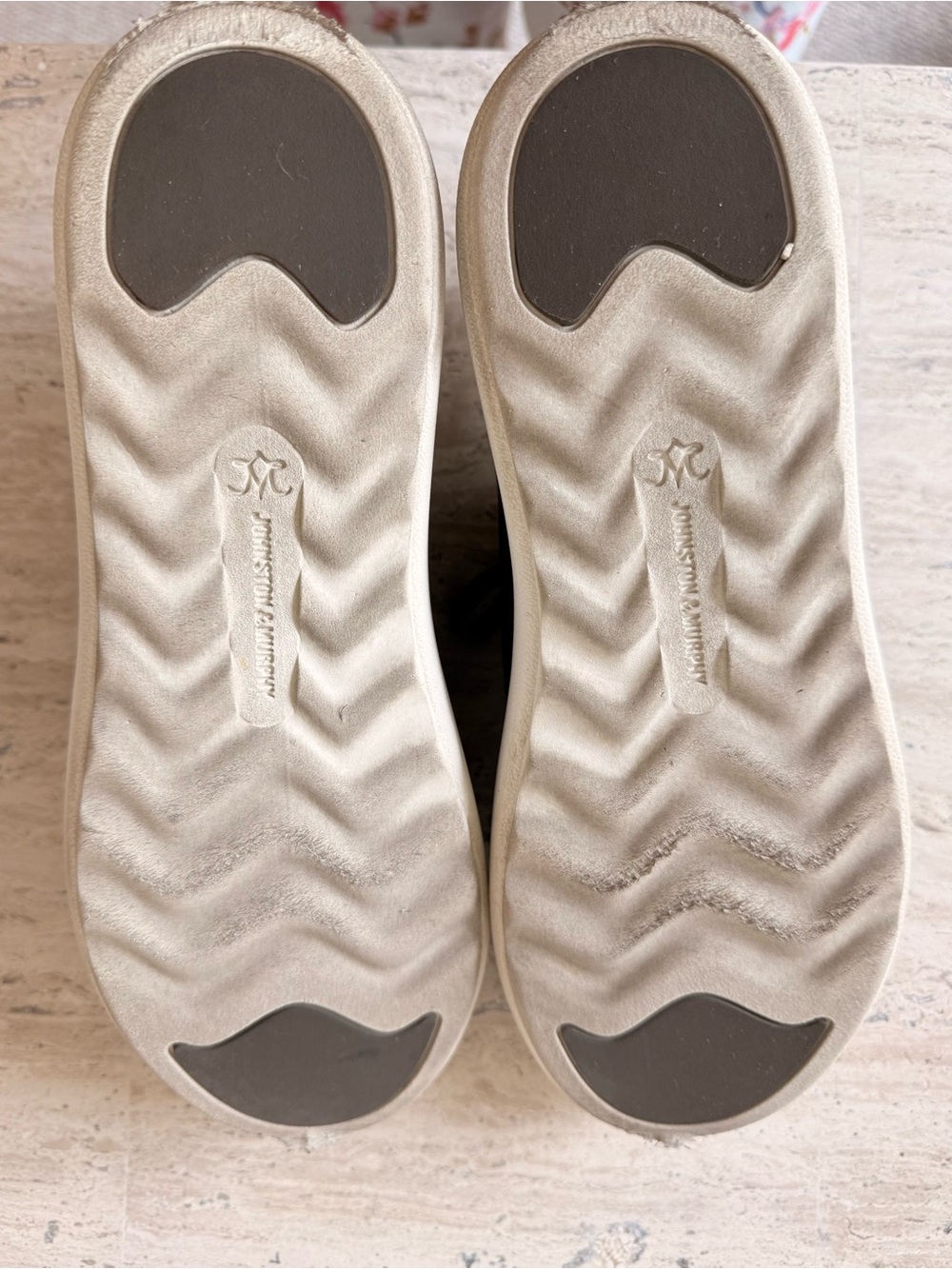 Johnston & Murphy Women’s Taupe Suede Casual Sneakers - Picture 7 of 8